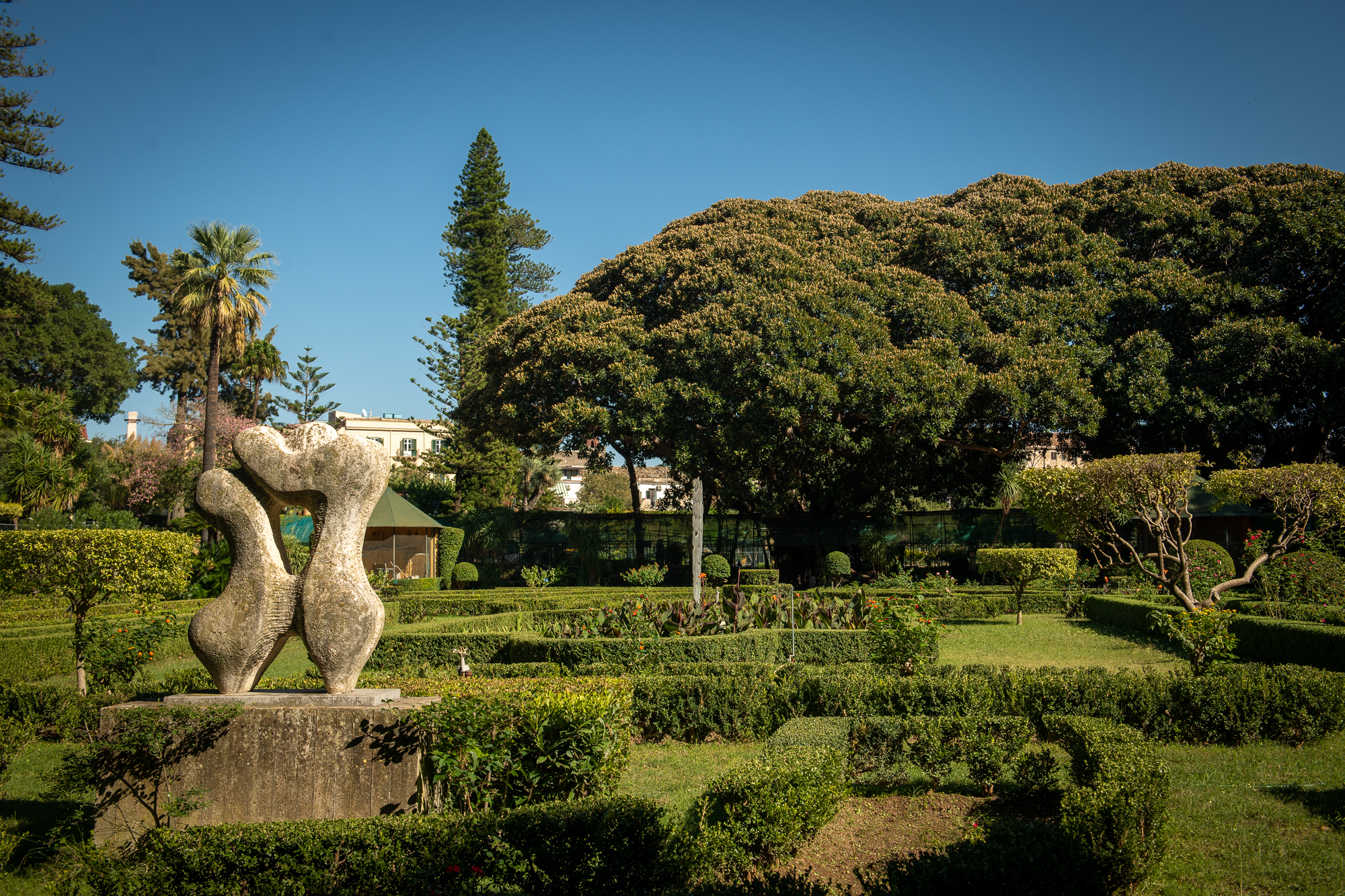 Tutti ai Giardini del Palazzo Orléans: boom di visite per il parco palermitano